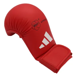 Adidas hansker WKF (blå eller rød)