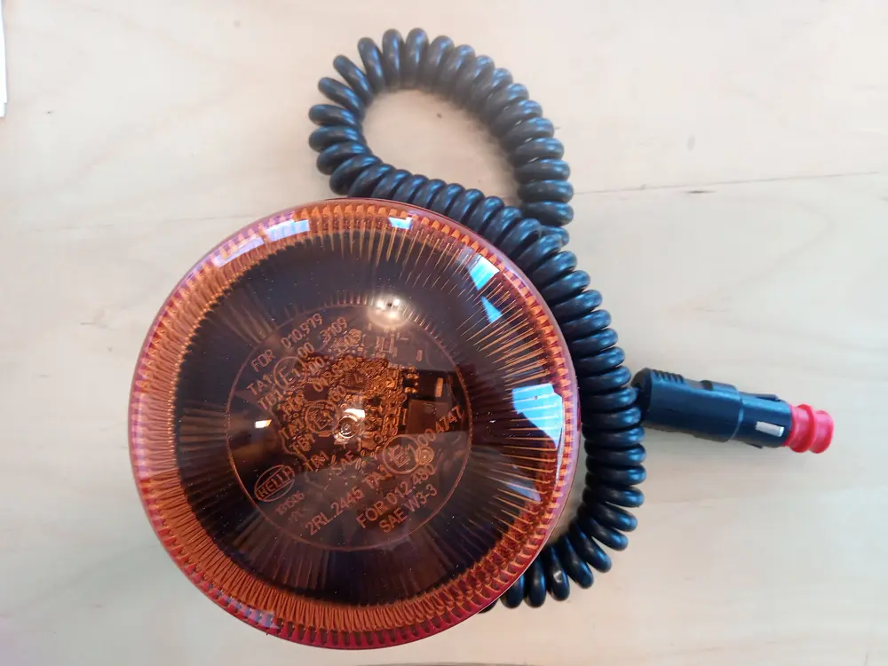 Warning beacon rota LED yellow with magnet base