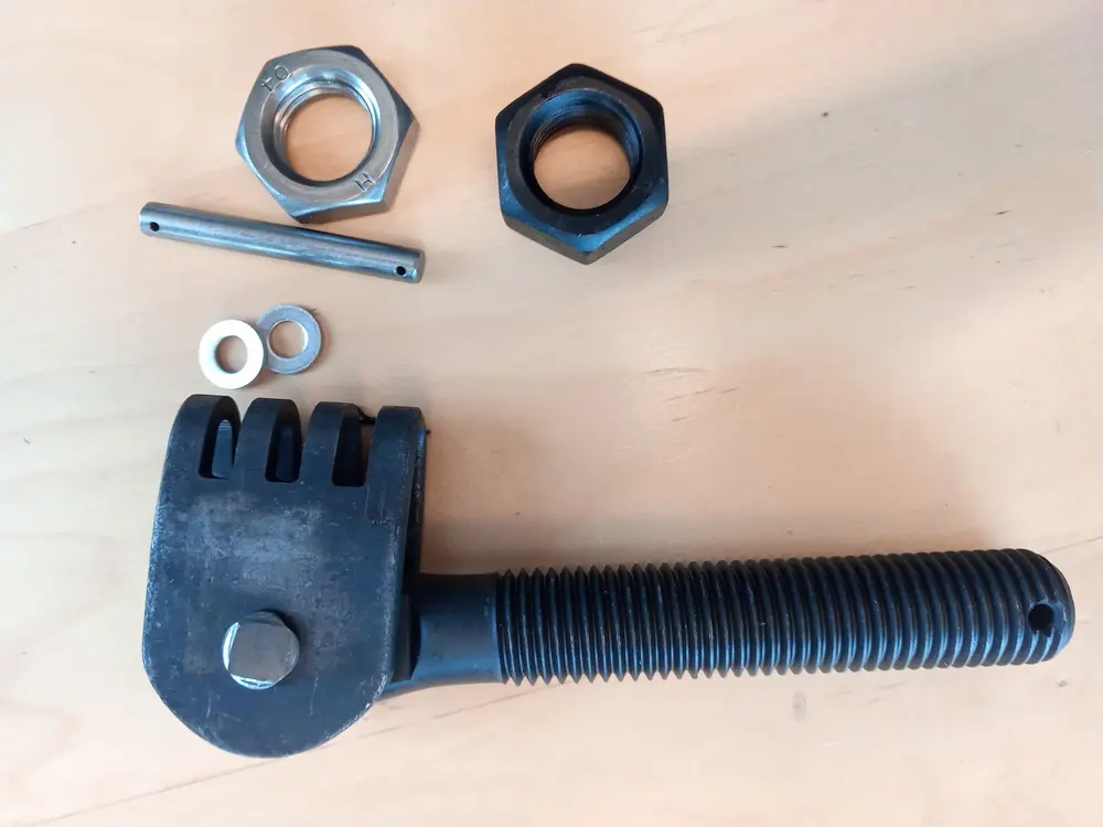 U-Link with bolt LH1266-BL666