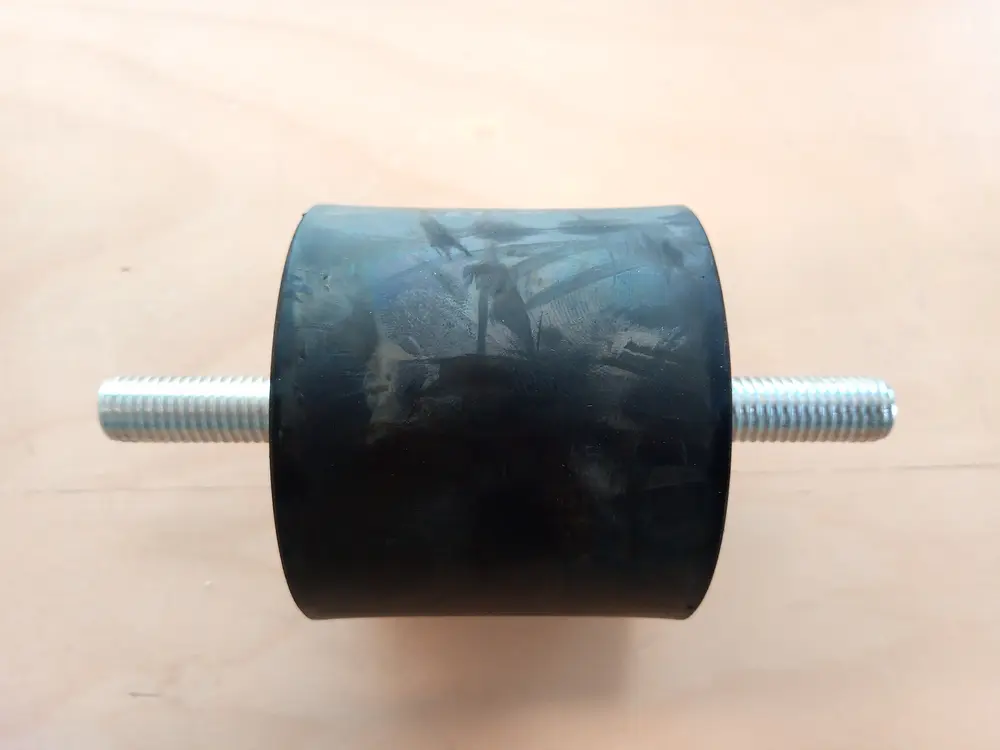 Rubber isolator Ø70x60x37 2xM12 