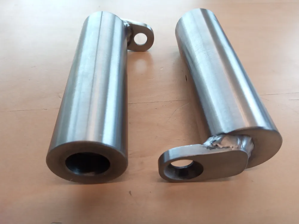 CHAIN WHEEL MOUNTING SHAFT Rev A