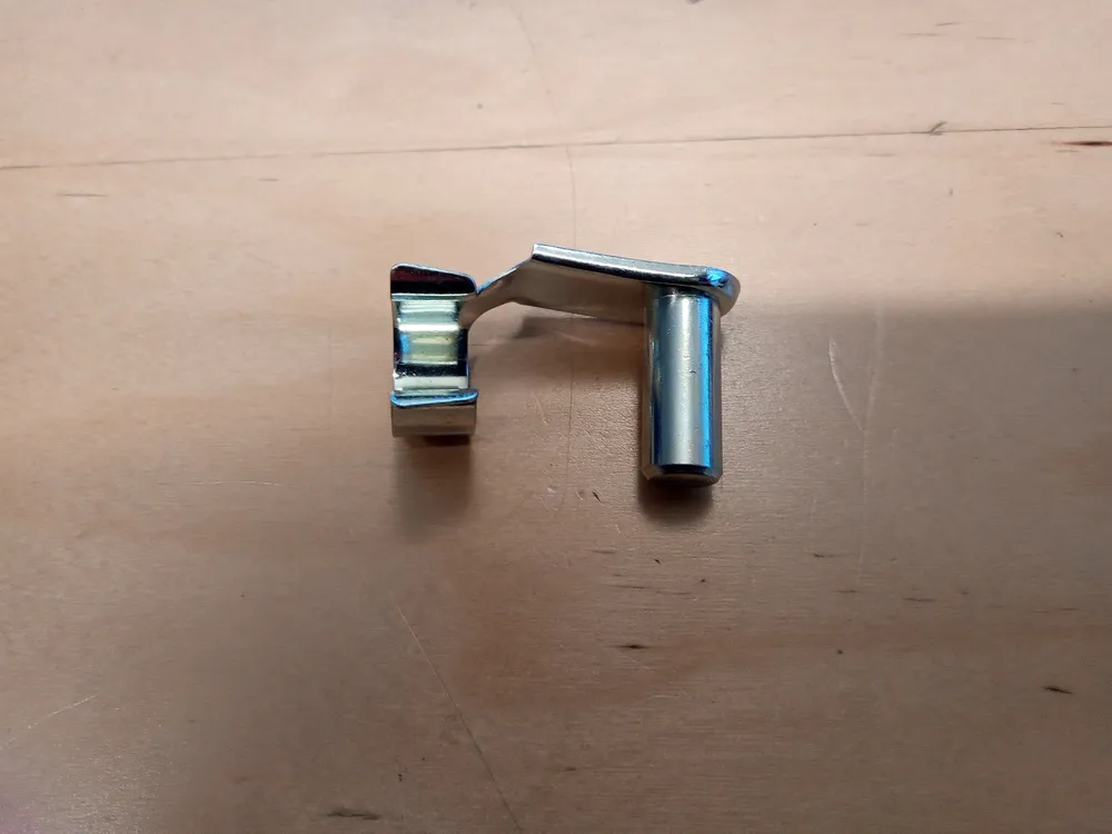 Locking Pin to Fork Mount M10