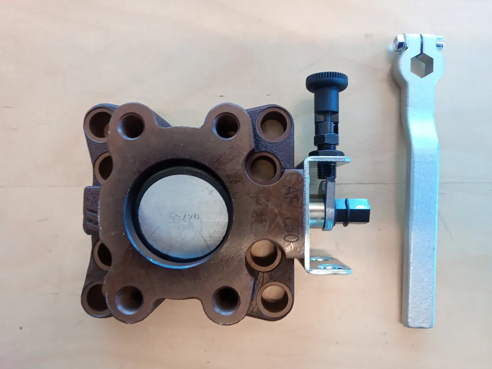 Butterfly flange valve