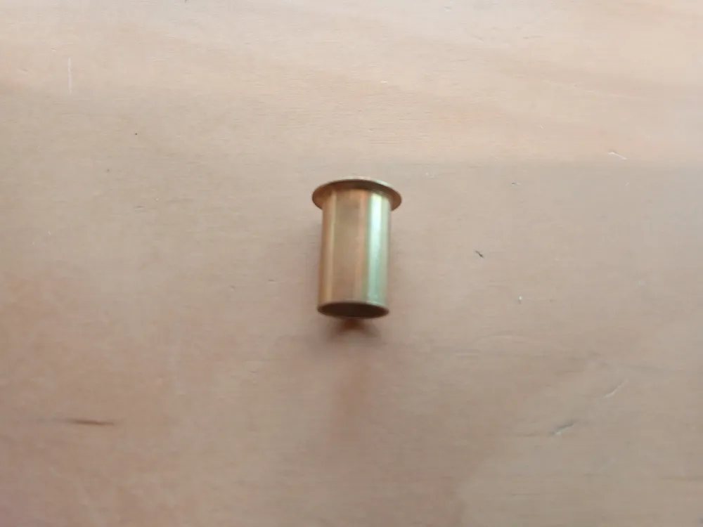 Plug socket 12 x 1.5 mm 
