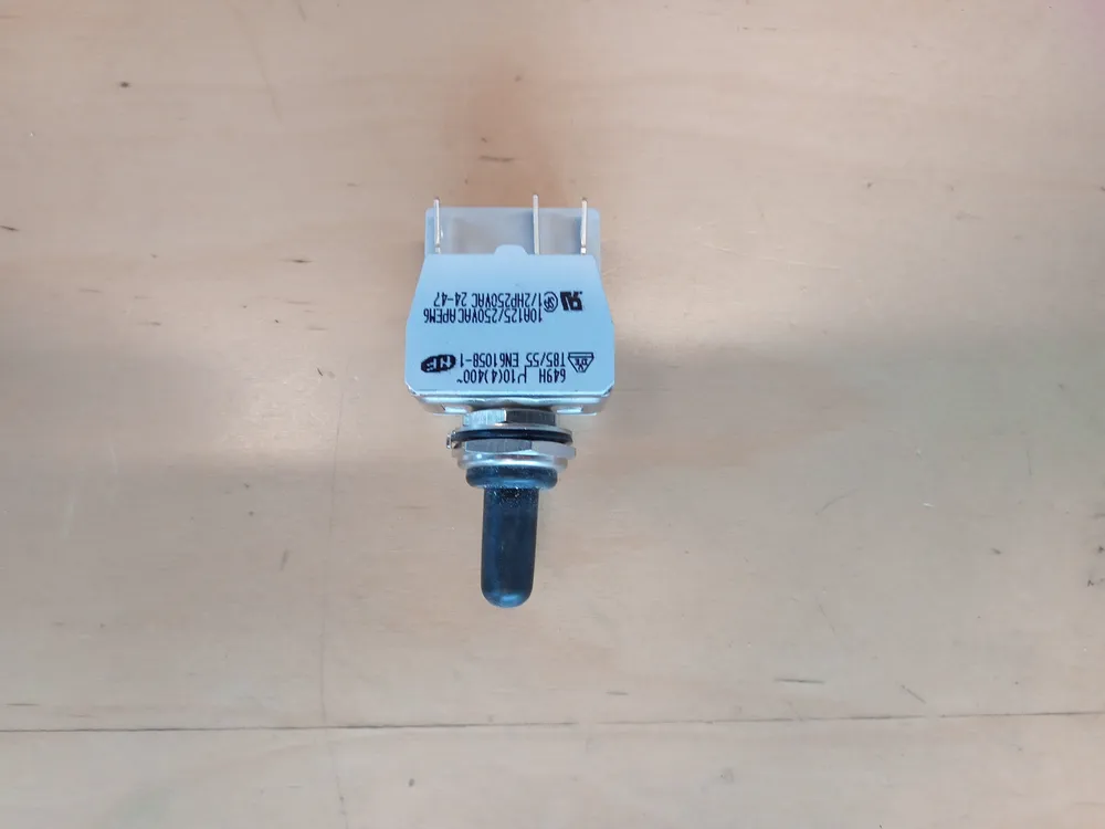Toggle Switch ON-OFF-ON 2 poles 3 modes