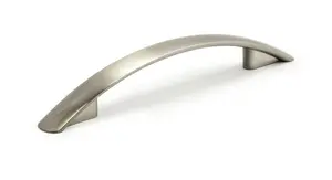 Kökshandtag Tyra Borstad nickel 