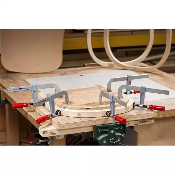 Smidd flat skruvtving 200X80mm