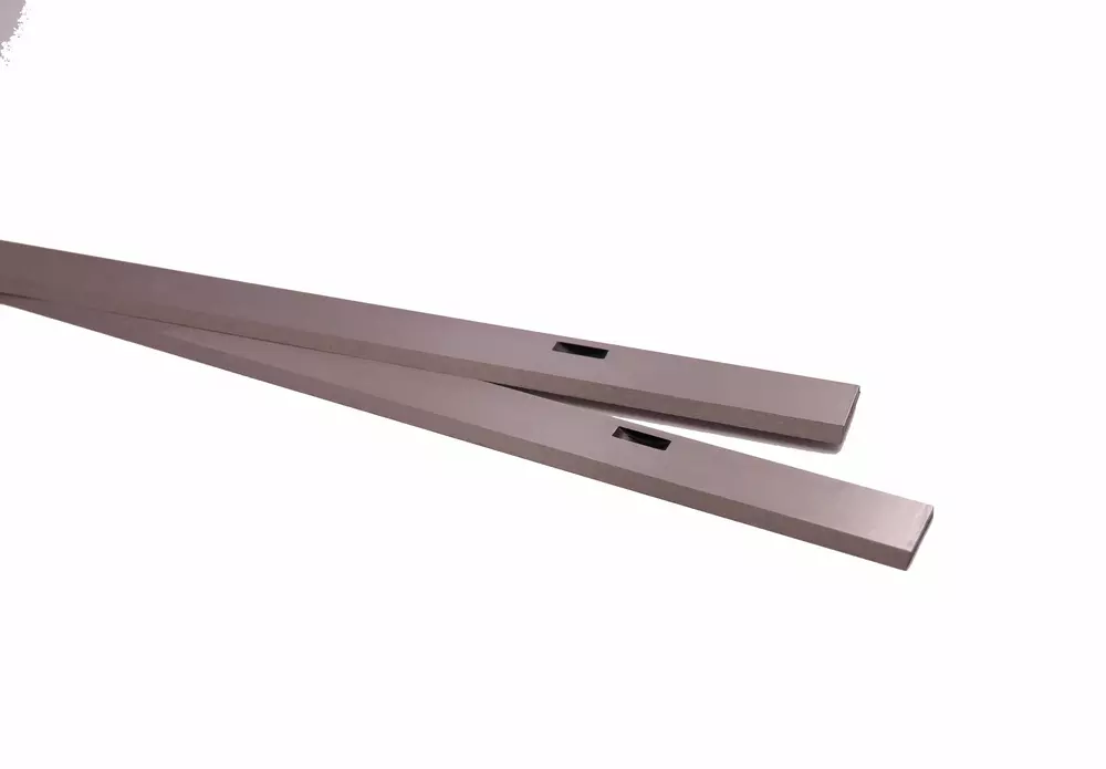 Hm hyvelstål 410x25x3mm TB