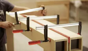 Bessey Skruvtving av aducerat gjutjärn TPN 100-1250mm