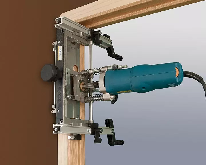 FR129VB ROUTER FOR HINGES 230V Virutex