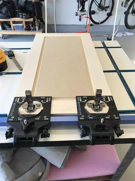 Rockler Jigg Delux för borrning av grytgångjärn Borr ingår ej