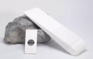 Spackelkniv plast med kam för rengöring