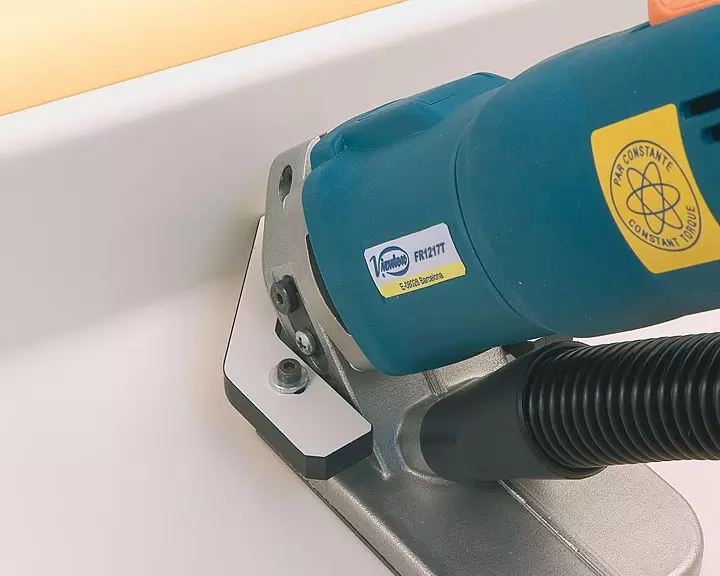 FR217S ANGLE TRIMMER 230V Virutex