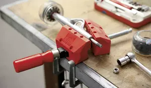 Skruvstycke S10 BESSEY