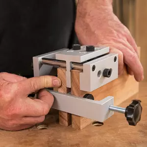 Axminster Workshop Centrumtappsjigg / Jigg för Pluggborr 2- i-1