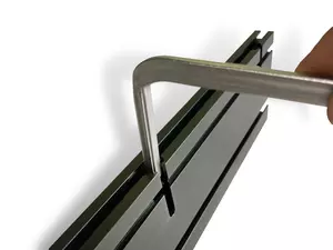 BOW XT Tvingar för skenor 2st