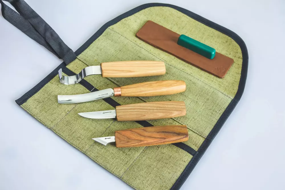 BeaverCraft S49 - Skedkarvning SET i tygrulle (med skölp)