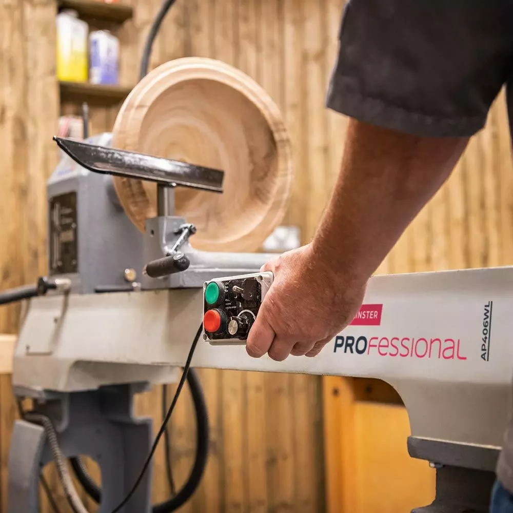 Axminster Professional AP406WL (ASR) träsvarv med stativ