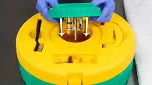 MicroJig Bladeclean Cleaning system