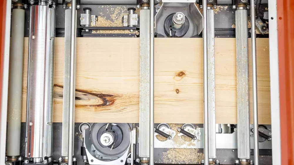4-kutter  listhyvel PRO, steglös hast 3-15 m/min, EU , 3-fa Wood Mizer
