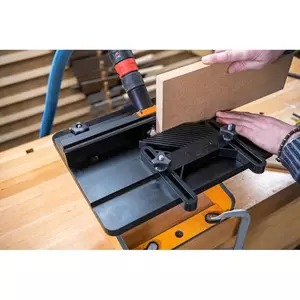 UJK bärbart fräsbord