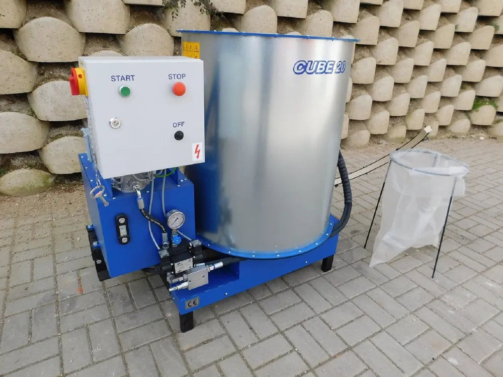 Falach 20 Cube 10-25 kg/h 240 V exkl frakt