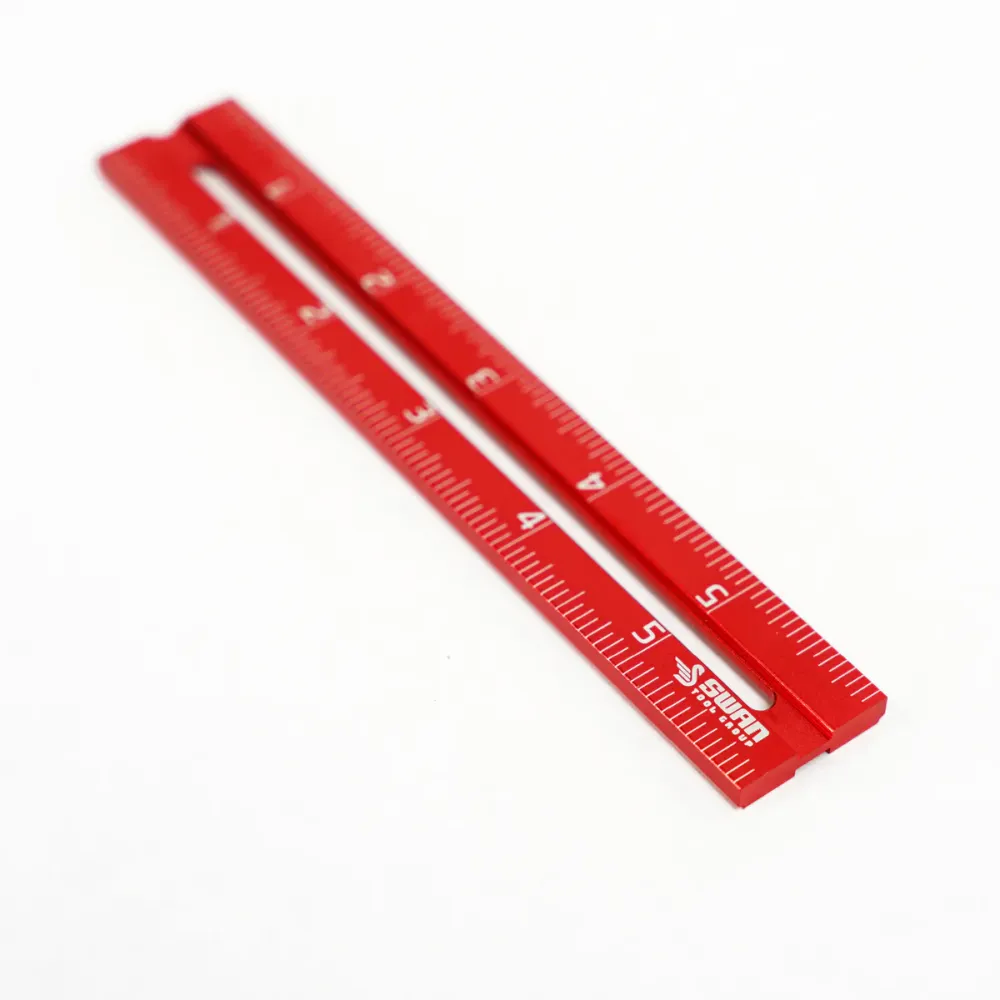 RED Tail Linjal set