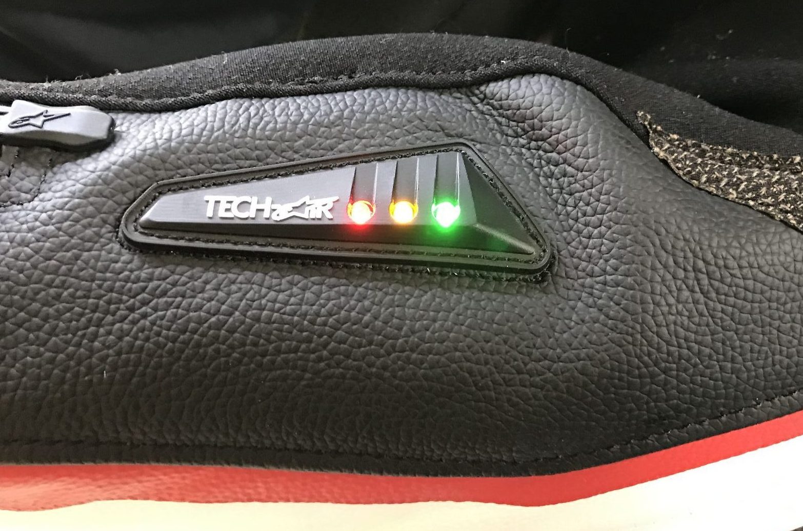 Alpinestars Tech Air LED display med sladd