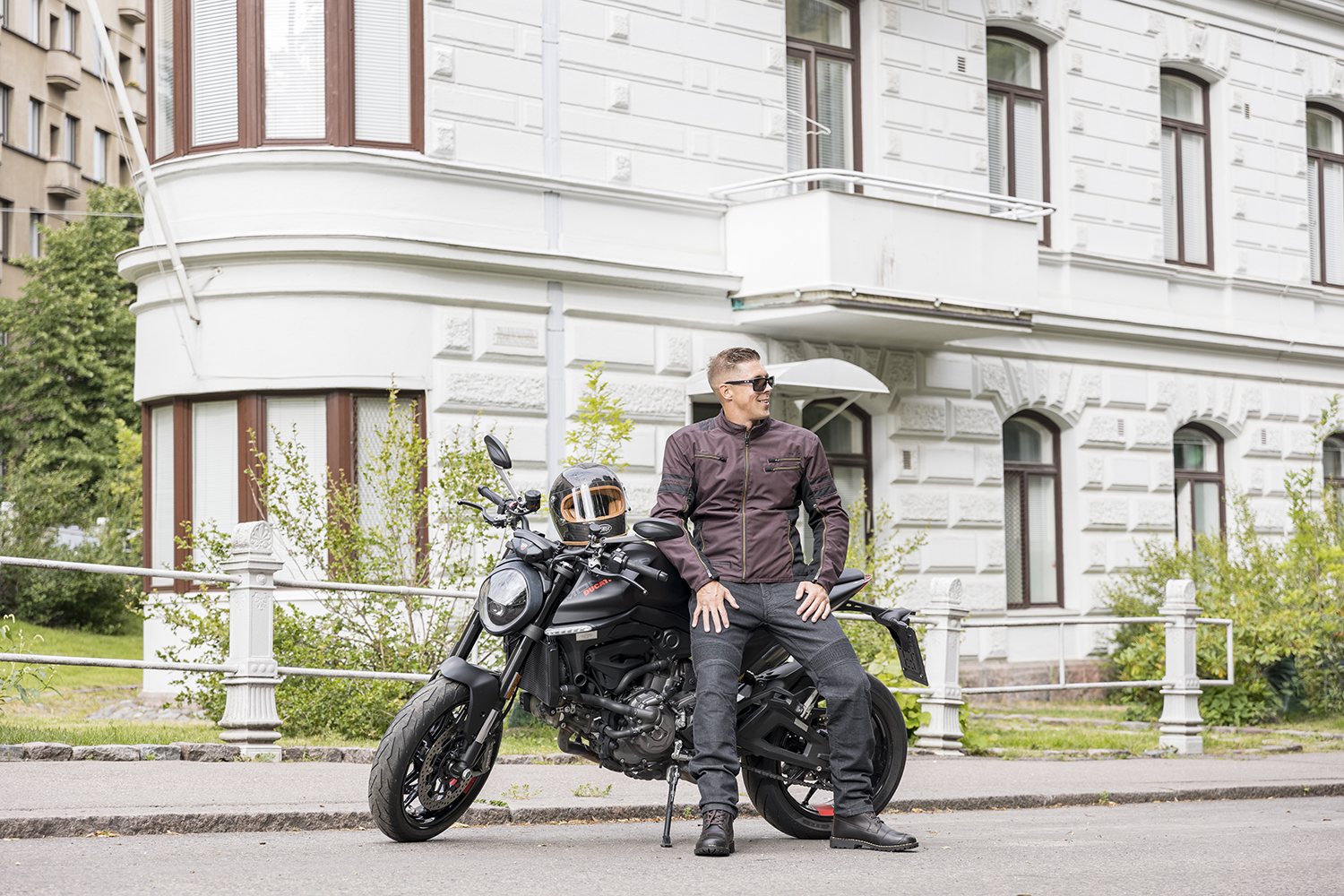 Lindstrands Lejen Grå