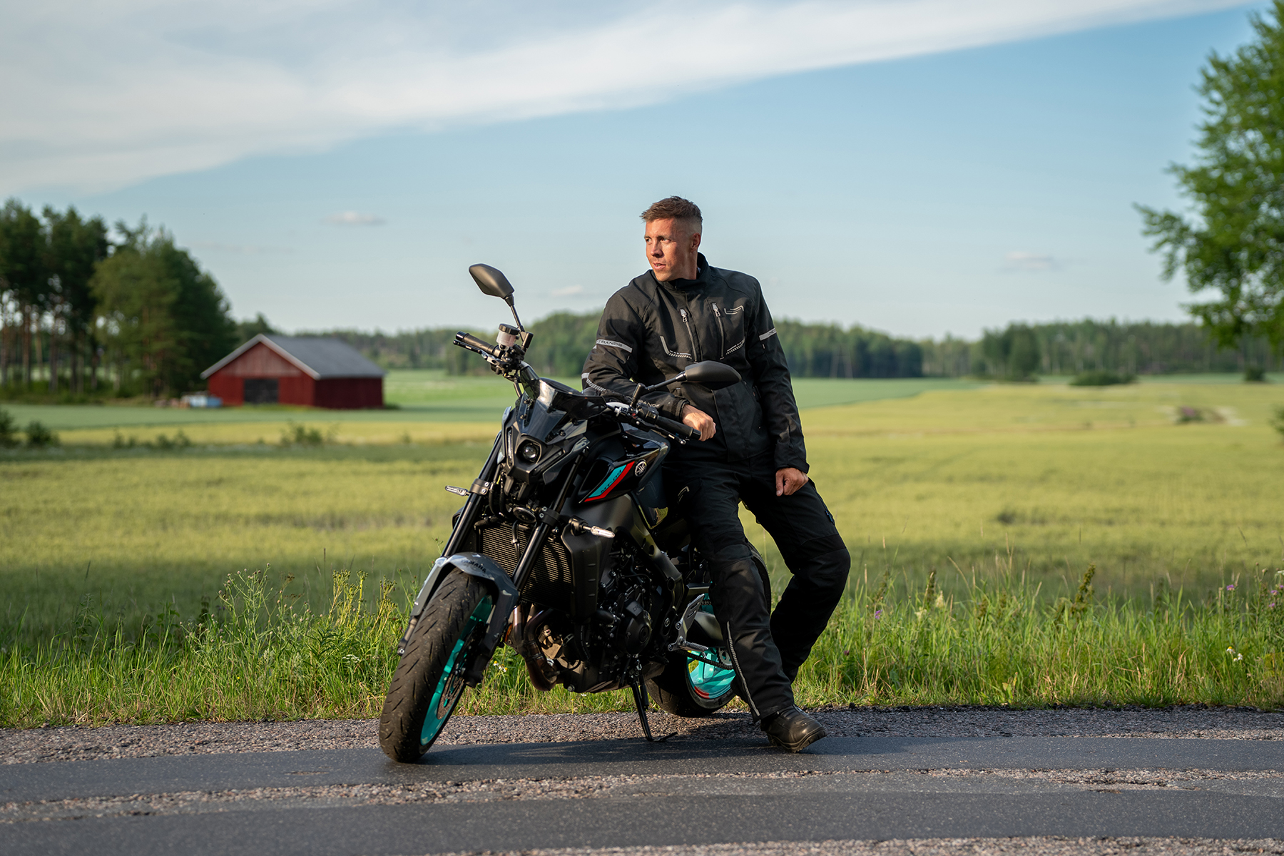 Lindstrands Lomsen Svart