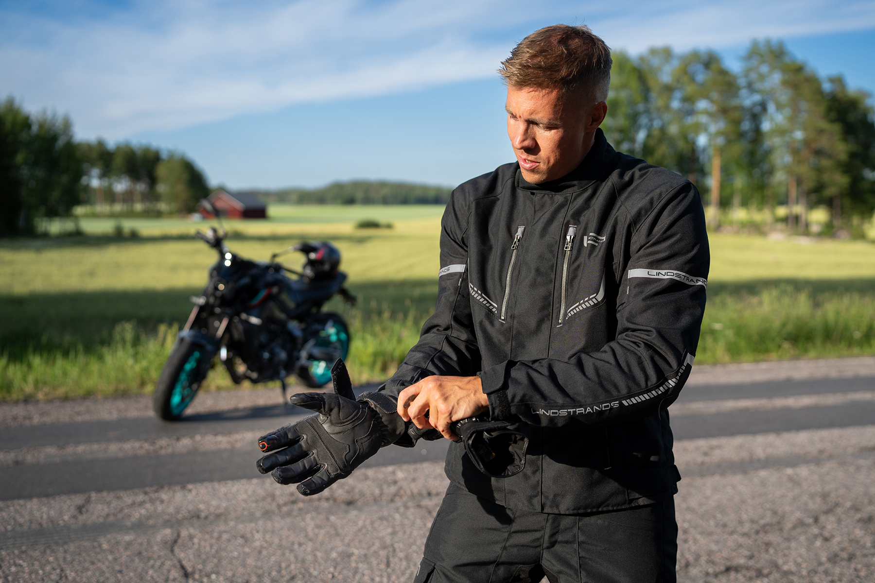 Lindstrands Lomsen Svart