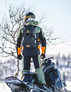 AMOQ Conquer 25L Ryggsäck Svart/Orange