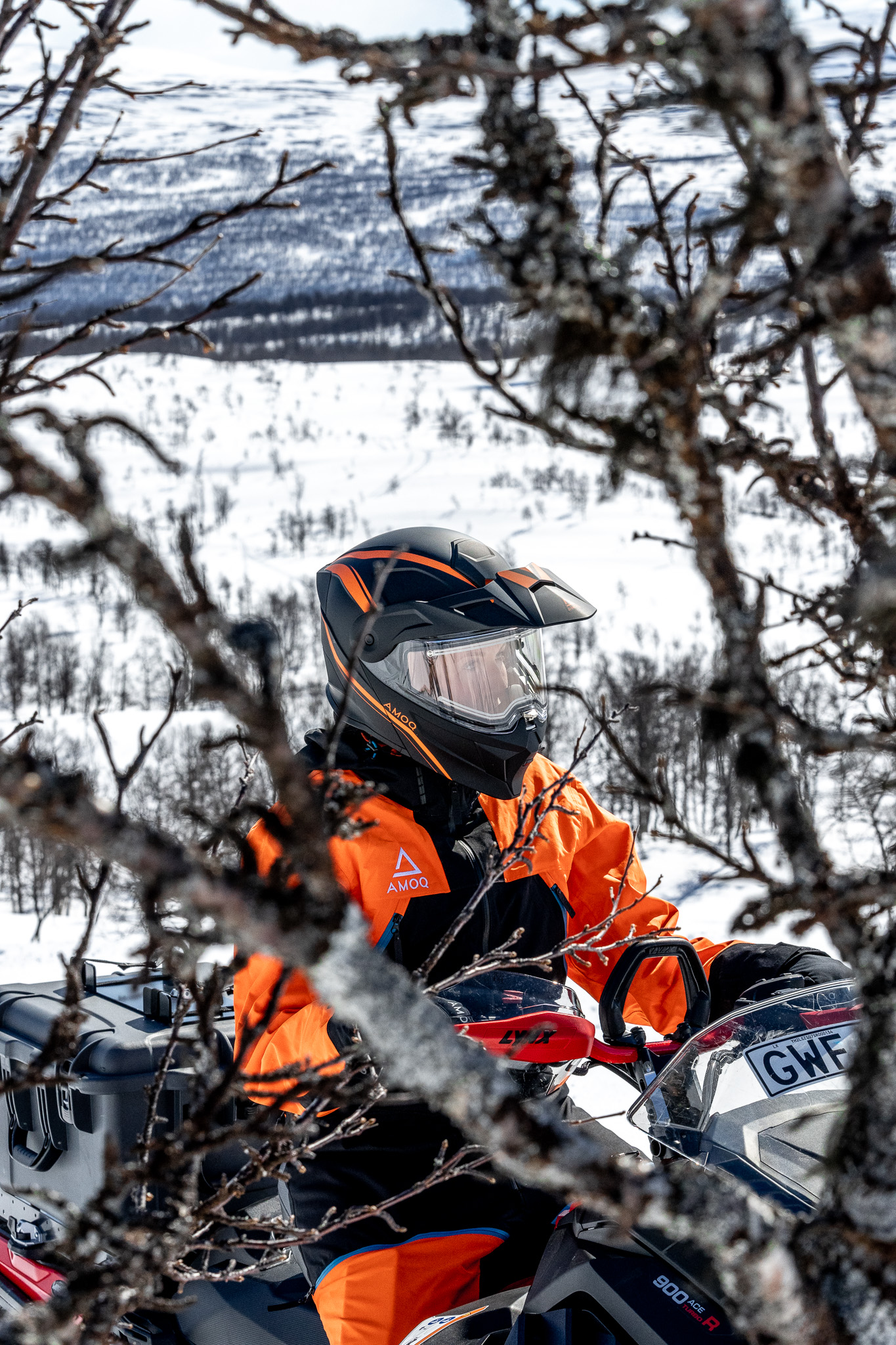 AMOQ Ballast Hjälm med elvisir Svart/Orange