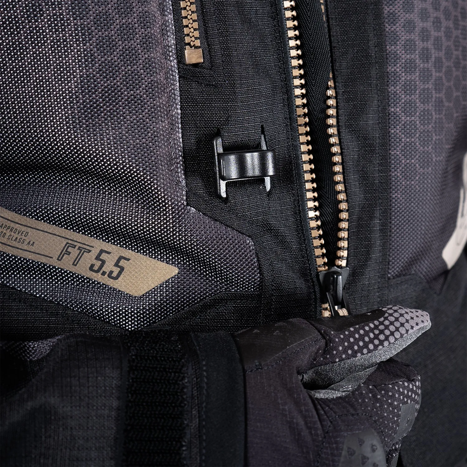 Leatt Jacka ADV FlowTour 5.5 Stealth Svart/Grå