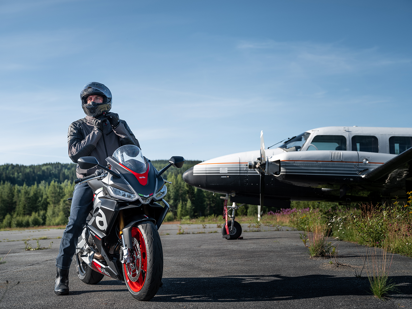 Halvarssons Textiljacka Solberg Mörkgrå/Svart 
