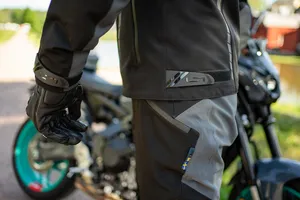 Lindstrands Textilbyxa Lofsdalen Pants Svart/stålgrå Kort