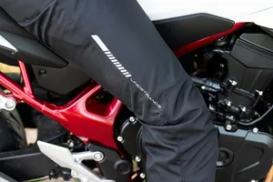 Lindstrands Textilbyxa Backafall Pants Svart Kort