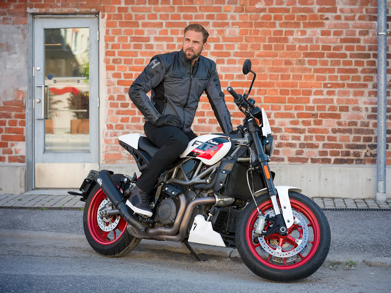 Halvarssons Textiljacka Holmen Svart/grå 