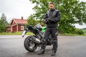 Halvarssons Textiljacka H80 Svart 