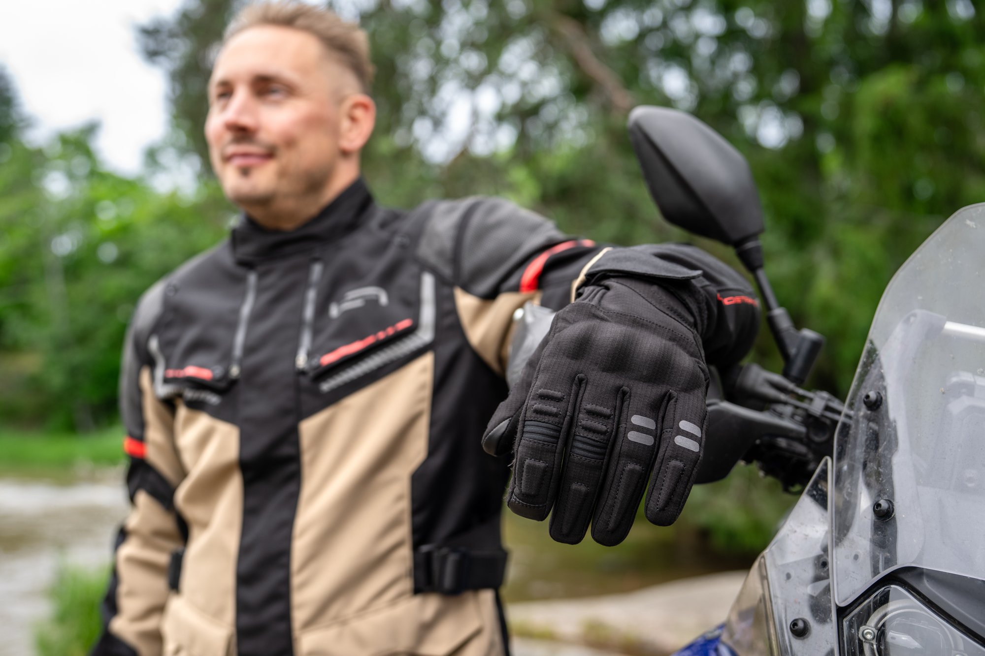 Lindstrands Klippen Dam Svart