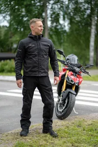 Lindstrands Textiljacka Hamra Svart 