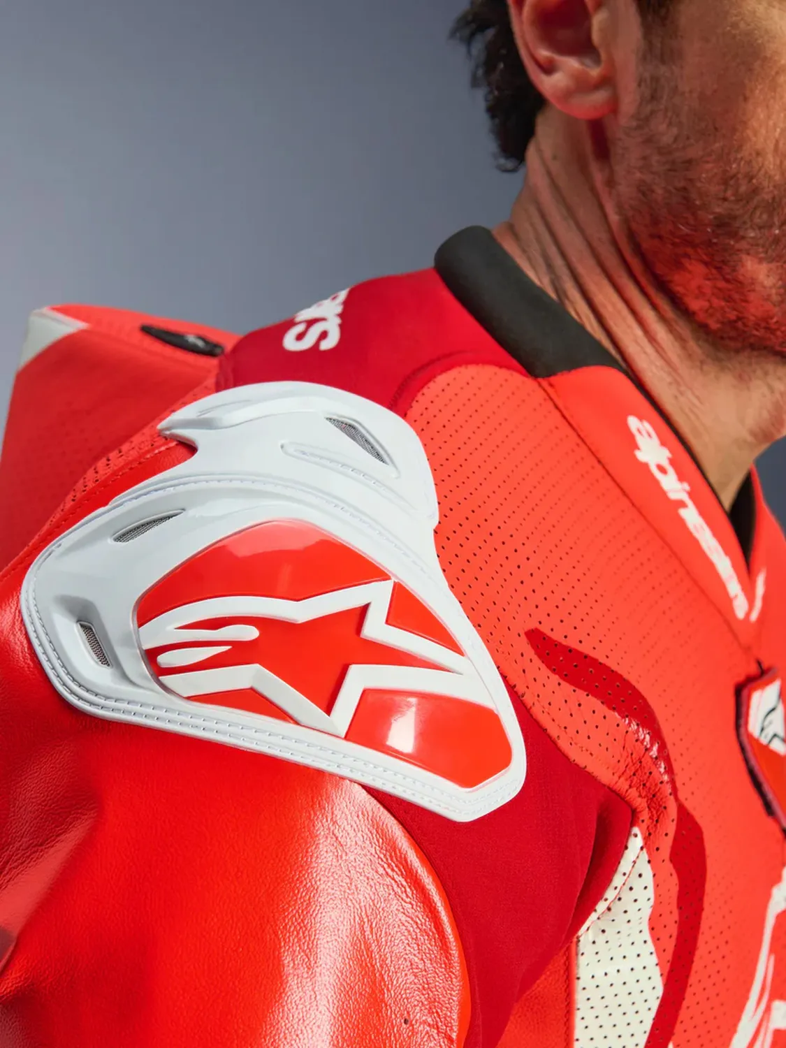 Alpinestars Skinnställ 1-pcs GP Tech v5 Fluo Röd/Vit