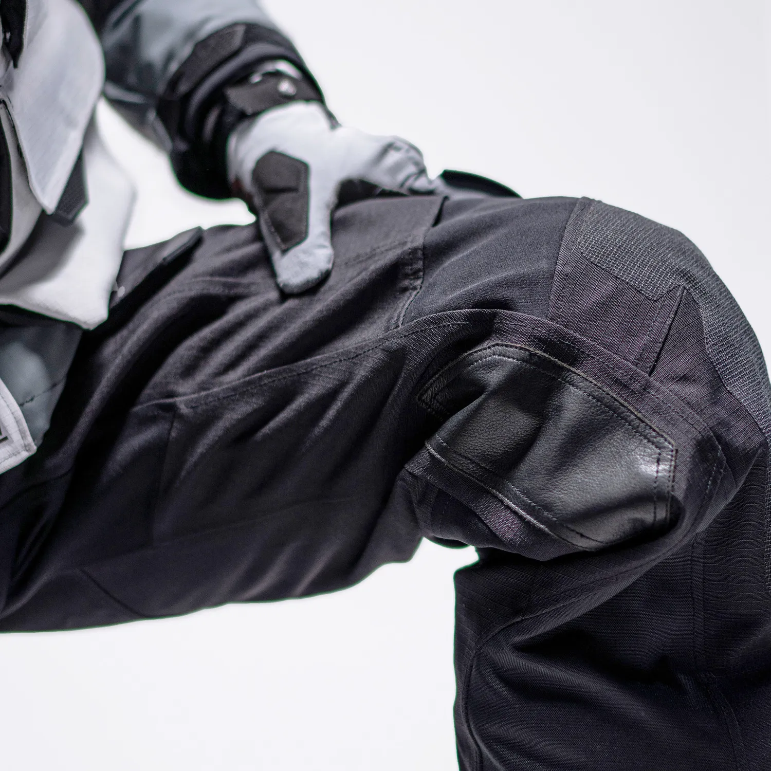 Leatt Byxa ADV DriTour 5.5 Stealth Svart/Grå