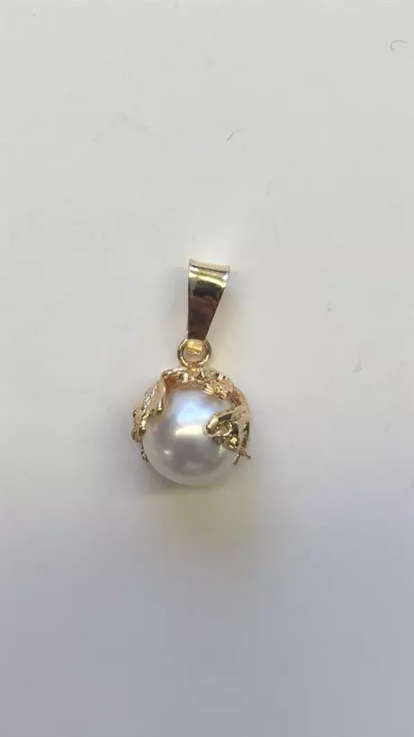 Hänge m pärla 18K 180711H