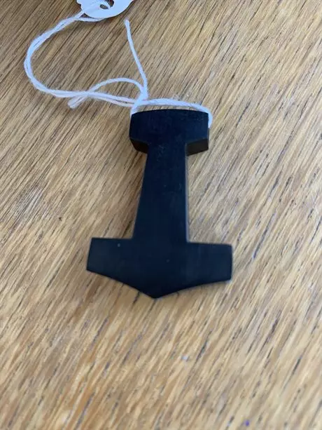 Hängsmycke P169