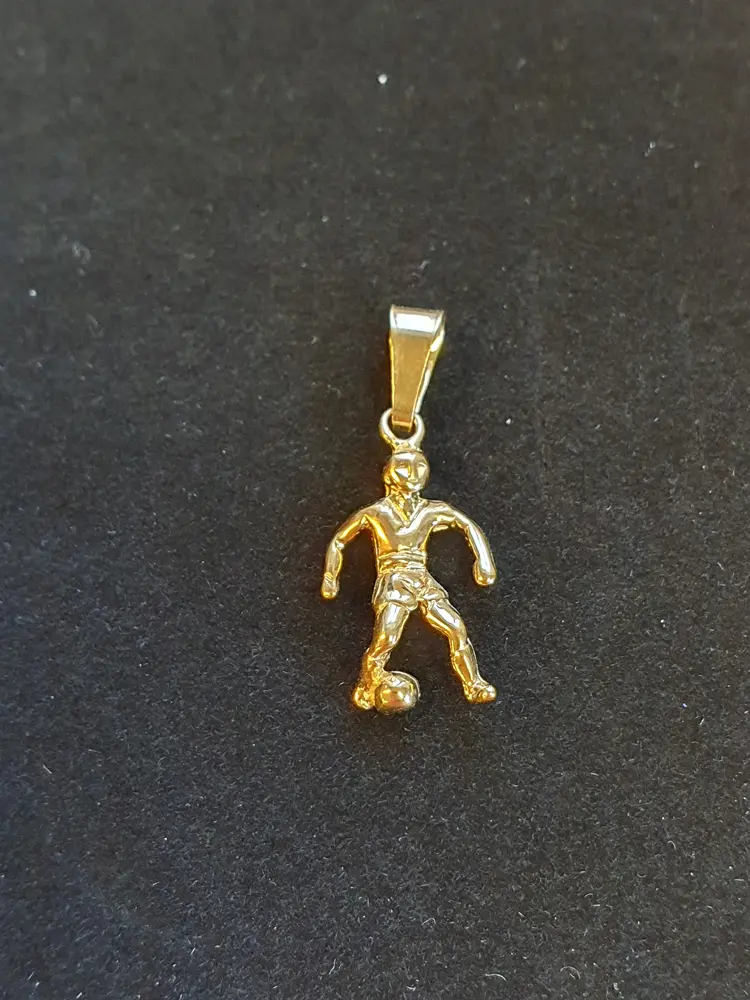 Fotbollsspelare m boll 18K 180984H