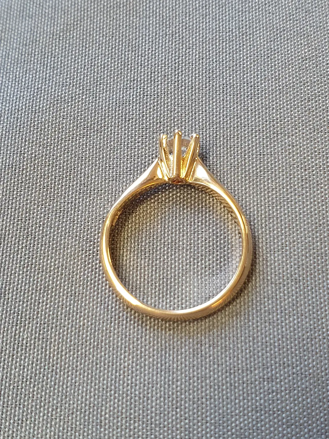 Guldring med cz 18K 180785R