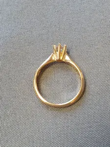Guldring med cz 18K 180785R
