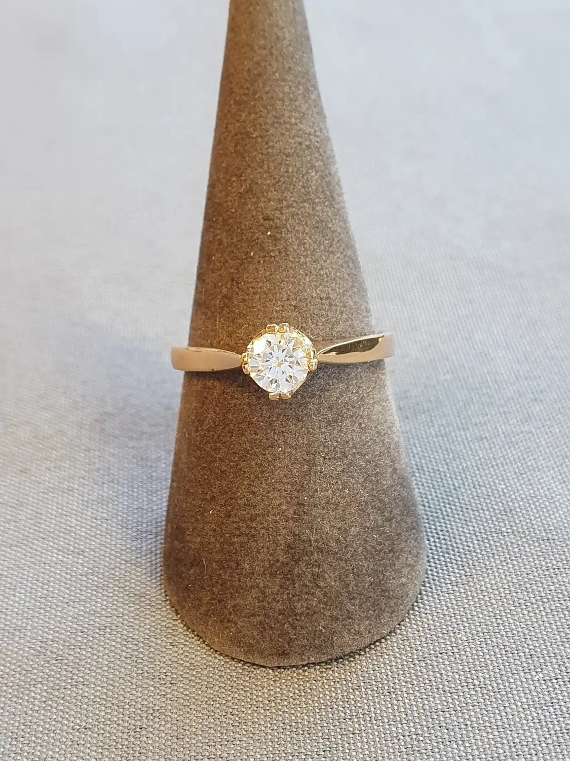 Guldring med cz 18K 180805R