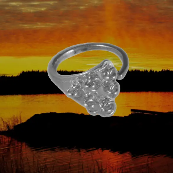 Vaisa ring